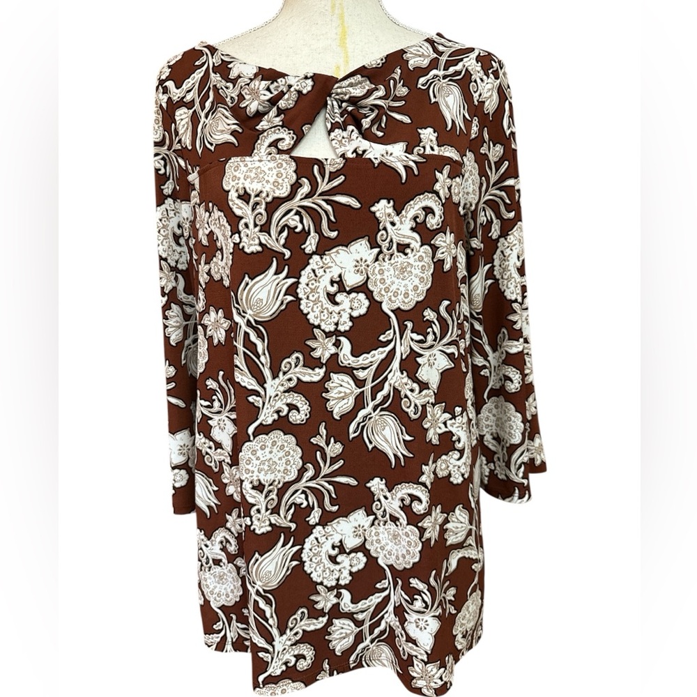 Chicos Brown/Black/White Floral Scroll Top 3/4 Sleeve Scroll Scoop Neck S 1 EUC